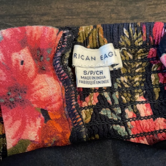 Cropped navy and floral jumpsuit - Picture 4 of 6